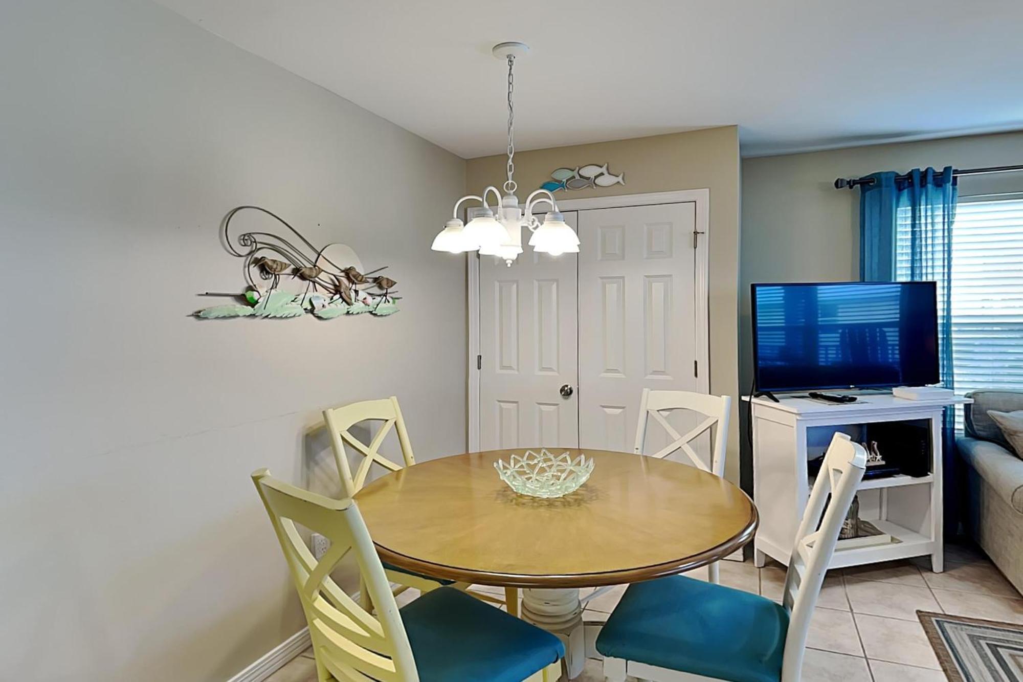 Nice Home In Gulf Shores With Outdoor Swimming Pool And 2 Bedrooms 외부 사진